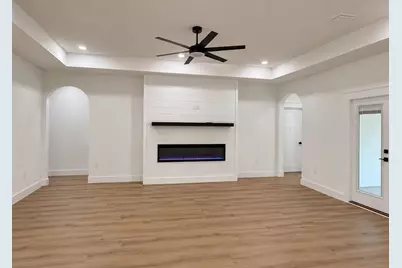 8756 Sand Pine Drive, Navarre, FL 32566 - Photo 7