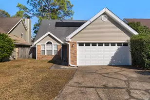 1819 Heartland Dr, Fort Walton Beach, FL 32547 - Photo 1