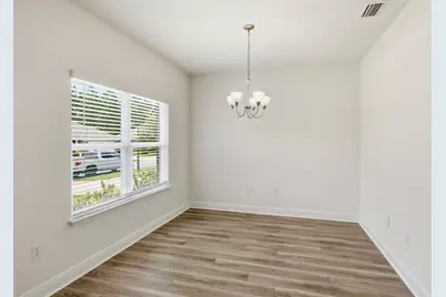 192 E Sky Way, Freeport, FL 32439 - Photo 7