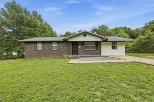 320 Forrest Pkwy, Crestview, FL 32539 - Photo 3
