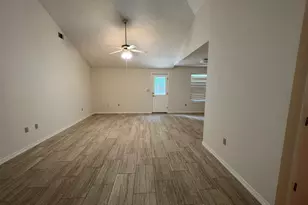 71 NW Olde Cypress Circle, Fort Walton Beach, FL 32548 - Photo 3