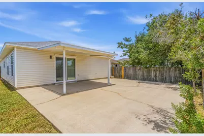 7674 Chablis Circle, Navarre, FL 32566 - Photo 39