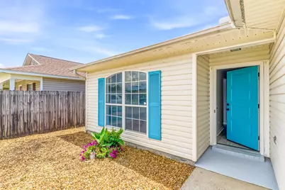 7674 Chablis Circle, Navarre, FL 32566 - Photo 5