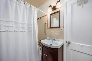 2 NE Bay Dr, Fort Walton Beach, FL 32548 - Photo 31