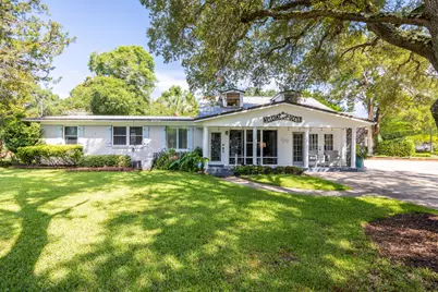 2 NE Bay Drive, Fort Walton Beach, FL 32548 - Photo 1