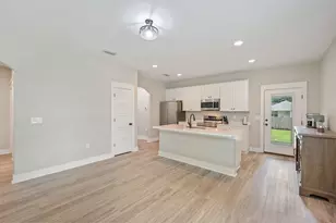 3168 Maple St, Crestview, FL 32539 - Photo 9