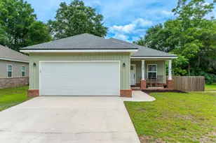 3168 Maple St, Crestview, FL 32539 - Photo 1