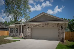 204 Starfish Rd, Mary Esther, FL 32569 - Photo 3