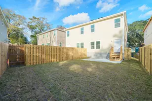 317 Allen St, Niceville, FL 32578 - Photo 5