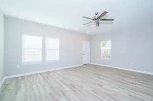 317 Allen St, Niceville, FL 32578 - Photo 9
