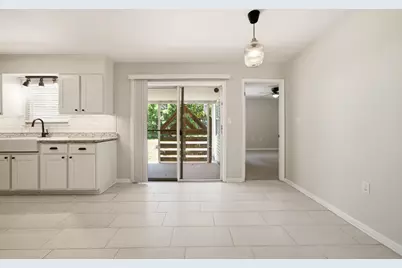 320 NW Oakland Circle, Fort Walton Beach, FL 32548 - Photo 5