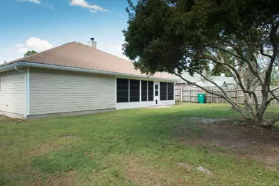 143 Palmetto Avenue, Mary Esther, FL 32569 - Photo 23