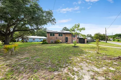 102 NW Robinwood Drive, Fort Walton Beach, FL 32548 - Photo 3