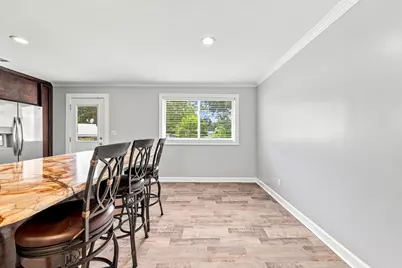 102 NW Robinwood Drive, Fort Walton Beach, FL 32548 - Photo 15