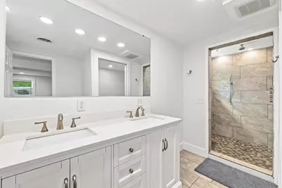 102 NW Robinwood Drive, Fort Walton Beach, FL 32548 - Photo 29
