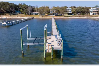 5129 Soundside Drive, Gulf Breeze, FL 32563 - Photo 33