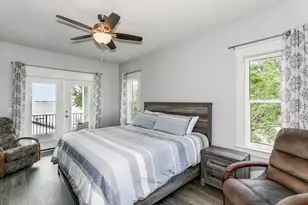 5129 Soundside Dr, Gulf Breeze, FL 32563 - Photo 23