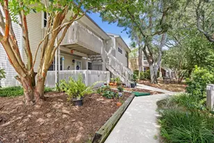 1200 Shoreline Dr, Gulf Breeze, FL 32561 - Photo 1