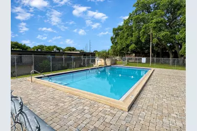 404 Marshall Court #2, Fort Walton Beach, FL 32548 - Photo 3