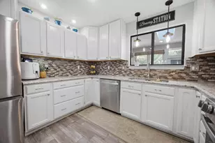 406 Greenwood Way, Niceville, FL 32578 - Photo 23