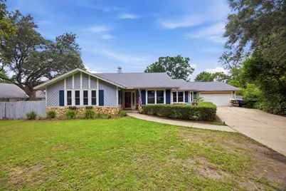 406 Greenwood Way, Niceville, FL 32578 - Photo 3