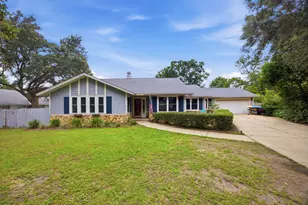 406 Greenwood Way, Niceville, FL 32578 - Photo 3
