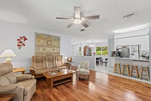 2436 Rocky Shores Dr, Niceville, FL 32578 - Photo 15