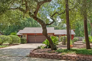 2436 Rocky Shores Dr, Niceville, FL 32578 - Photo 5