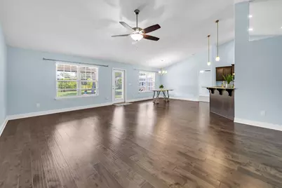 805 Symphony Way, Freeport, FL 32439 - Photo 3