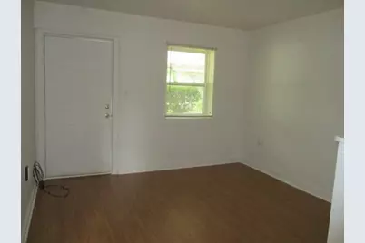 551 E Miracle Strip Parkway #8, Mary Esther, FL 32569 - Photo 3