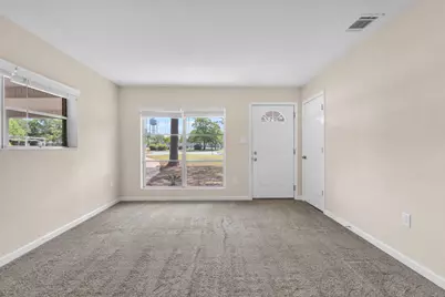385 Lincoln Avenue, Valparaiso, FL 32580 - Photo 7