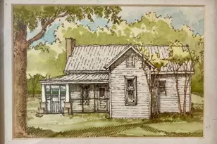127 N 10th St, Defuniak Springs, FL 32433 - Photo 1