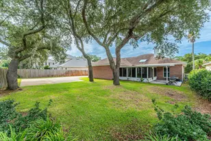 2845 Jack Nicklaus Way, Shalimar, FL 32579 - Photo 33