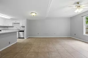 360 Schneider Dr, Fort Walton Beach, FL 32547 - Photo 13