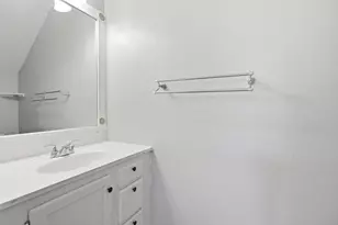 360 Schneider Dr, Fort Walton Beach, FL 32547 - Photo 9
