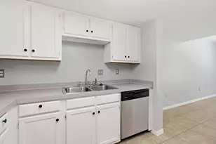 360 Schneider Dr, Fort Walton Beach, FL 32547 - Photo 7