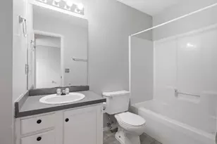 360 Schneider Dr, Fort Walton Beach, FL 32547 - Photo 17