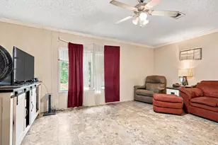 1073 Kings Lake Blvd, Defuniak Springs, FL 32433 - Photo 3