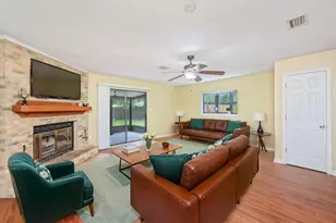 902 Tokalon Ct, Fort Walton Beach, FL 32547 - Photo 1