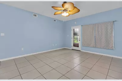 1501 N Partin Drive #APT 109, Niceville, FL 32578 - Photo 3