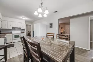 469 Stillwell Blvd, Crestview, FL 32539 - Photo 17