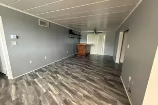 300 Miracle Strip Parkway Pkwy, Mary Esther, FL 32569 - Photo 15