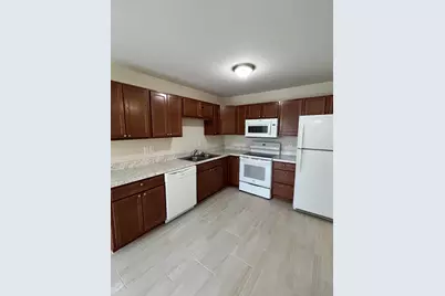 19 SE Park Circle #UNIT A, Fort Walton Beach, FL 32548 - Photo 5