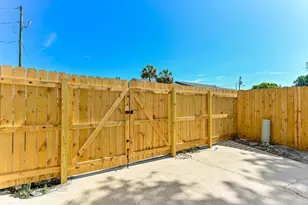 136 Valencia Dr, Fort Walton Beach, FL 32547 - Photo 29