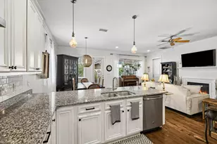 201 Blakely Drew Blvd, Point Washington, FL 32459 - Photo 9