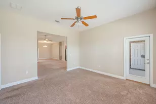 3048 Crown Creek Cir, Crestview, FL 32539 - Photo 11