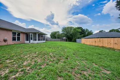 679 Brunson Street, Crestview, FL 32536 - Photo 35