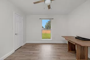 679 Brunson St, Crestview, FL 32536 - Photo 27