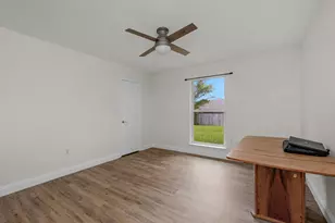 679 Brunson St, Crestview, FL 32536 - Photo 25
