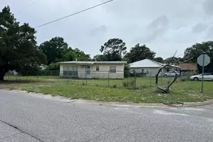 122 Thornhill Rd, Fort Walton Beach, FL 32547 - Photo 33